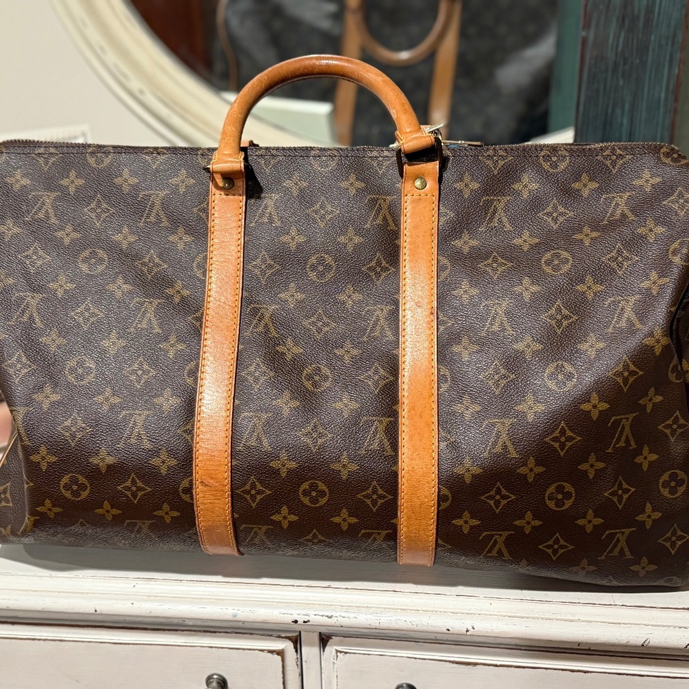 Louis Vuitton Keepall 50 – Authentic Monogram Canvas